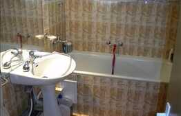 Vanzare 4 camere decomandate, 100 mp, zona Billa. Loc de parcare si boxa!