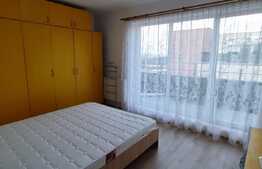 Apartament  80 mp, 3 camere, 2 bai, 50 mp terasa, loc de parcare, zona VIVO 