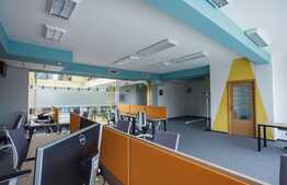 Cladire de birouri,  Ultracentral