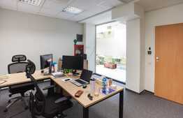 Cladire de birouri,  Ultracentral