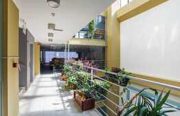 Cladire de birouri,  Ultracentral