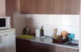 Garsoniera de 35 mp, etaj intermediar, zona Piata 1 Mai