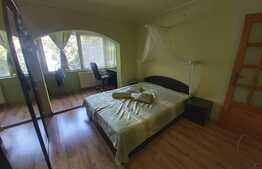 Apartament 3 camere, 76mp, decomandat, etaj intermediar