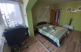 Apartament 3 camere, 76mp, decomandat, etaj intermediar