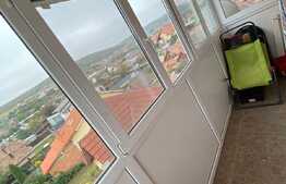 Apartament de inchiriat cu 2 camere, 65 mp, Sannicoara