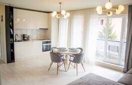 Apartament cu 2 camere modern, etaj intermediar. Zona Vivo!