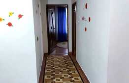 Apartament 3 camere semidecomandate, 64 mp, etaj intermediar,parcare,  zona Teilor!