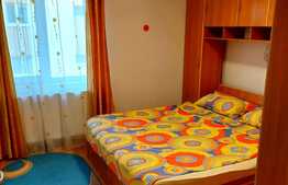 Apartament 3 camere semidecomandate, 64 mp, etaj intermediar,parcare,  zona Teilor!