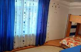 Apartament 3 camere semidecomandate, 64 mp, etaj intermediar,parcare,  zona Teilor!