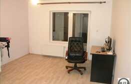 Apartament cu 3 camere, 80 mp, zona TERRA, boxa subsol, loc de parcare!