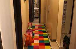 Apartament 4 camere, decomandat, etaj intermediar, 80 mp, Tractorul, aproape de Mall Coresi