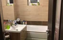 Apartament 4 camere, decomandat, etaj intermediar, 80 mp, Tractorul, aproape de Mall Coresi