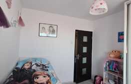 Apartament 3 camere, decomandat, 70 mp, zona Astra