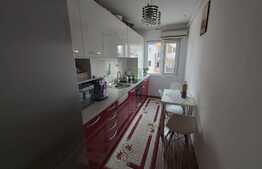 Apartament 3 camere, 68 mp, etaj intermediar, zona Oasului