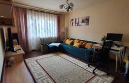 Apartament 3 camere decomandat, 77 mp, zona Vivo.