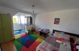 Casa spatioasa in centru Sanpetru, 205 mp utili, 500 mp teren