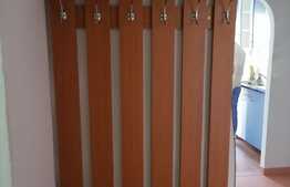 Apartament de 3 camere, decomandat, Racadau