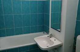Apartament de 3 camere, decomandat, Racadau