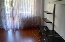 Apartament de 3 camere, decomandat, Racadau