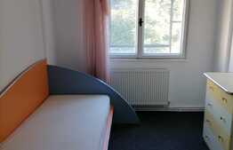 Apartament de 3 camere, decomandat, Racadau
