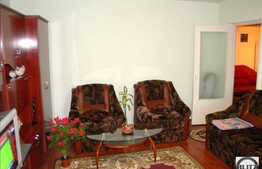 3 camere decomandate de vanzare, zona strazii Mehedinti. Loc de parcare si boxa!