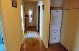 Apartament cu 4 camere decomandat , 80mp, etaj intermediar, zona Calea Floresti