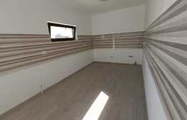 Casa pe un singur nivel, 615 mp teren, Harman!