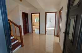 Casa individuala de vanzare, 187 mp utili, Bartolomeu