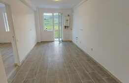 Apartament 2 camere, finisat, 40 mp., zona Terra