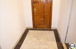 Apartament de vanzare cu 3 camere in zona sediului BRD! Renovat recent!