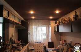 3 camere, 68 mp, boxa, zona strazii Bucium