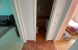 Apartament de 2 camere, decomandat, 50 mp, zona Racadau 