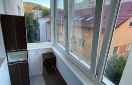 Apartament de 3 camere, 55 mp, zona Noua  