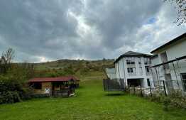 Teren de vanzare , 16 ml front, 1018 mp, zona Roata.