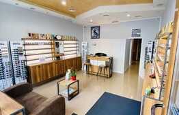 Spatiu comercial Ultracentral, 90 mp, vitrina generoasa la strada