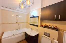 Apartament 3 camere, 79 mp, finisat, mobilat, parcare, zona Bonjour