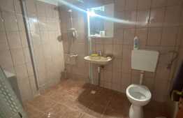 Apartament 2 camere, decomandat, parcare, zona Florilor!