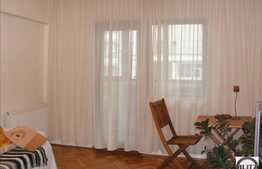 Apartament 2 camere de vanzare, decomandat, 48 mp utili, zona Calea Floresti