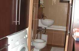 Apartament 2 camere de vanzare, decomandat, 48 mp utili, zona Calea Floresti