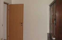 Apartament 2 camere de vanzare, decomandat, 48 mp utili, zona Calea Floresti