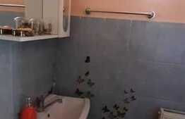 Apartament 2 camere, 42 mp, imobil de tip casa, zona UMF