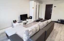 Apartament la cheie, 52mp, 2 camere, lift, zona Terra!