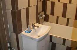 De vanzare apartament in zona Bucium, 3 camere semidecomandat, 48 mp utili