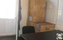 1 camera, 20 mp, acces parcare si boxa, zona Eroilor