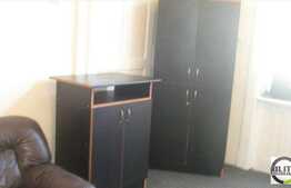 1 camera, 20 mp, acces parcare si boxa, zona Eroilor