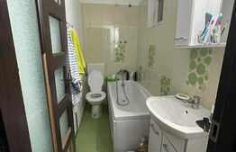 Casa individuala pe un singur nivel , 80 mp , teren 1800 mp , posibilitate schimb, Luna de Sus 