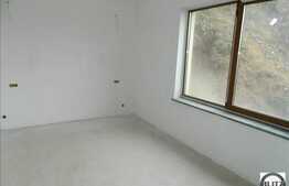 Vanzare 3 camere, 80 mp, decomandat plus TERASA de 30 mp,zona Polus!