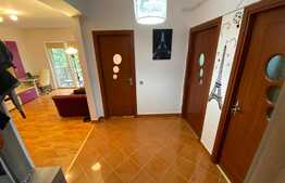 Apartament de 2 camere, modern, 55 mp, parcare, zona Florilor!