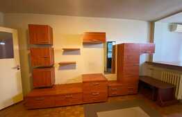 Garsonieră, 30 mp, decomandata, zona străzii Detunata