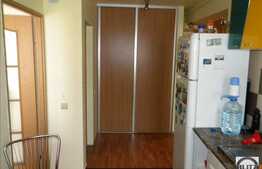 Vanzare 2 camere, 54 mp plus loc parcare! Zona Sub Cetate!